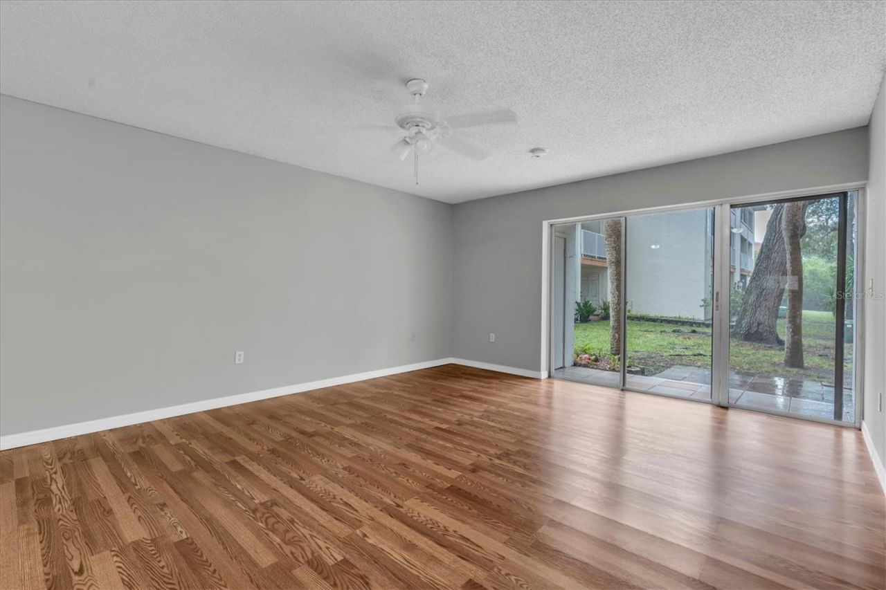 675 99th Avenue N, Unit 102, Saint Petersburg, FL 33702 Photo