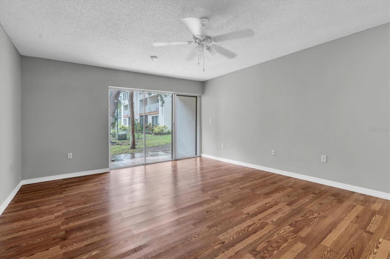 675 99th Avenue N, Unit 102, Saint Petersburg, FL 33702 Photo