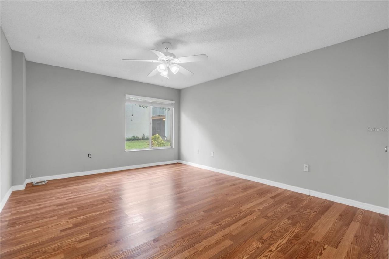675 99th Avenue N, Unit 102, Saint Petersburg, FL 33702 Photo