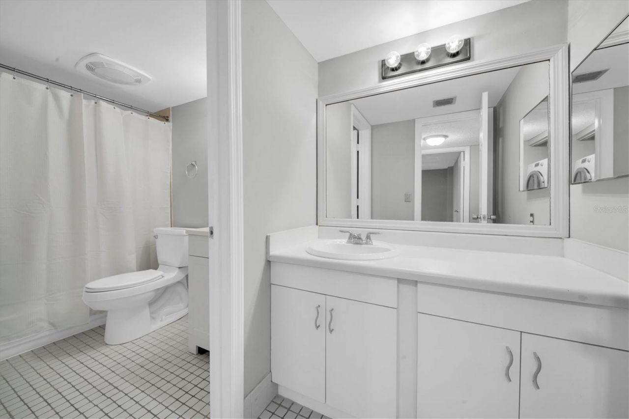 675 99th Avenue N, Unit 102, Saint Petersburg, FL 33702 Photo