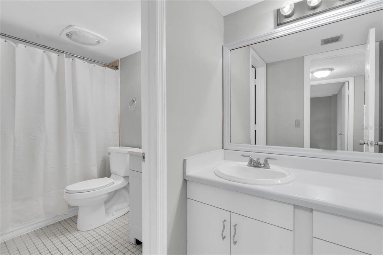 675 99th Avenue N, Unit 102, Saint Petersburg, FL 33702 Photo