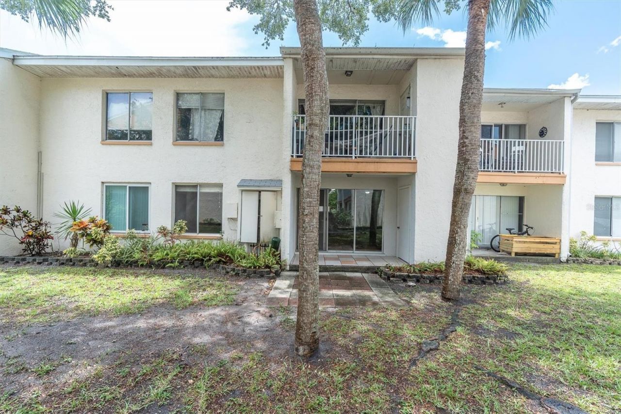 675 99th Avenue N, Unit 102, Saint Petersburg, FL 33702 Photo