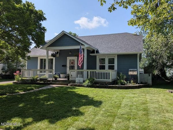 749 W Main Street , Napoleon, OH 43545