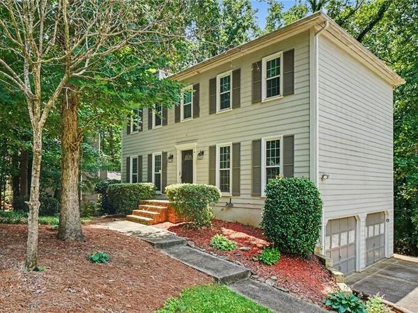 30 Flint Ridge Drive SE, Mableton, GA 30126