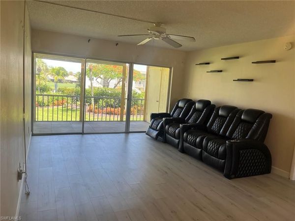 6220 Augusta DR, Unit 203, FORT MYERS, FL 33907