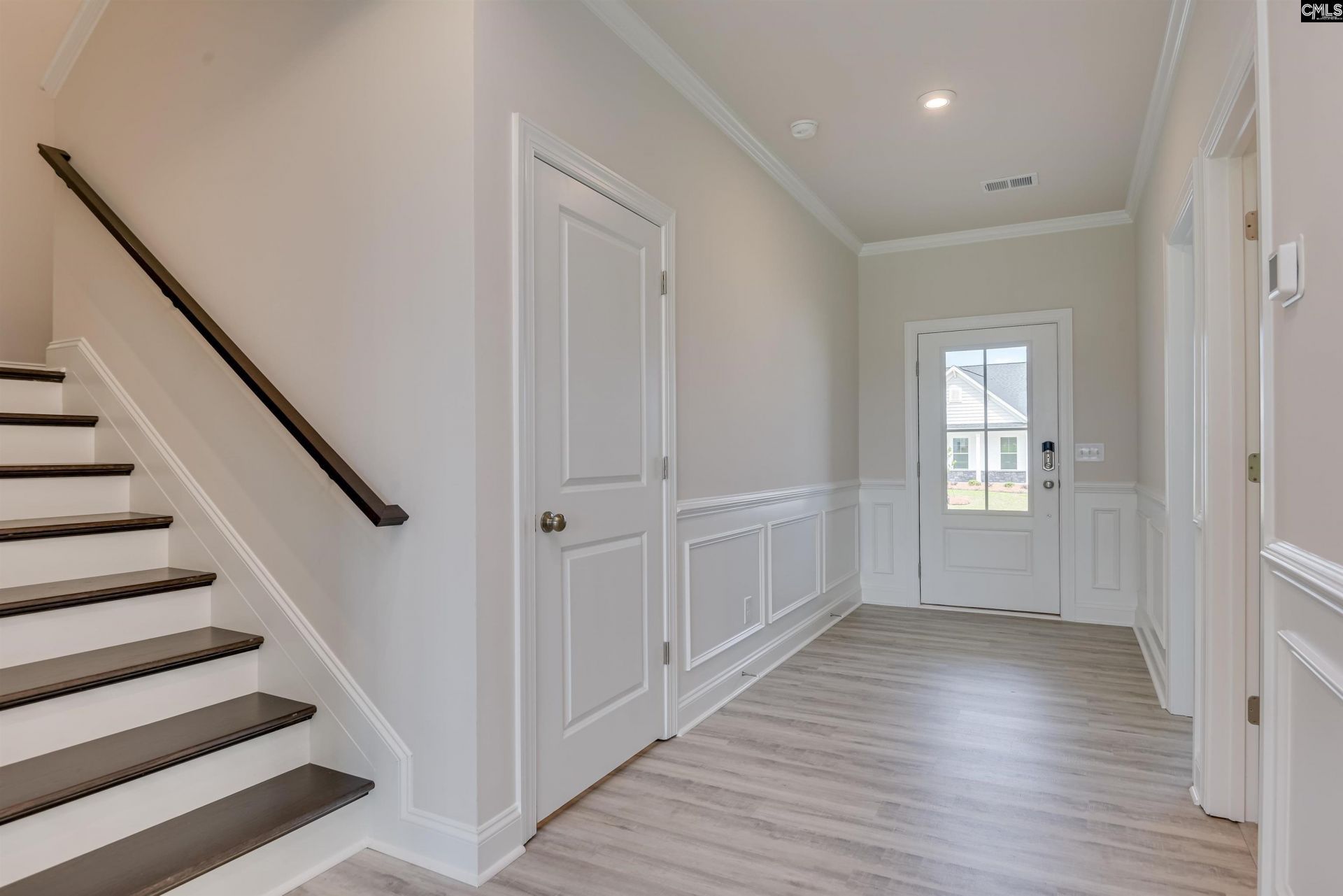 916 Oak Valley Drive  Photo 4