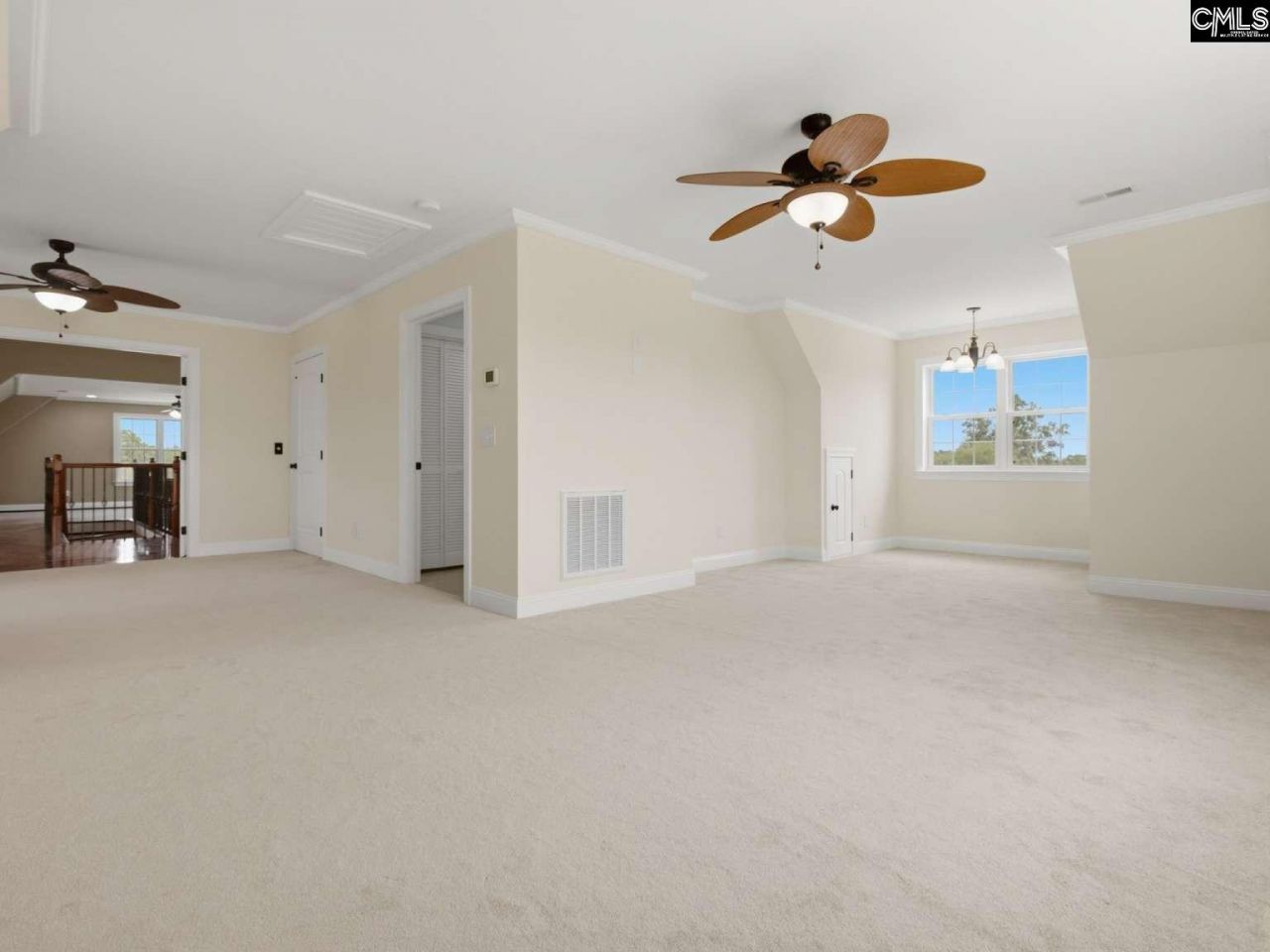 501 Fairfield Hill Road  Photo 4