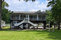 2364 Lakeside Drive  photo 4
