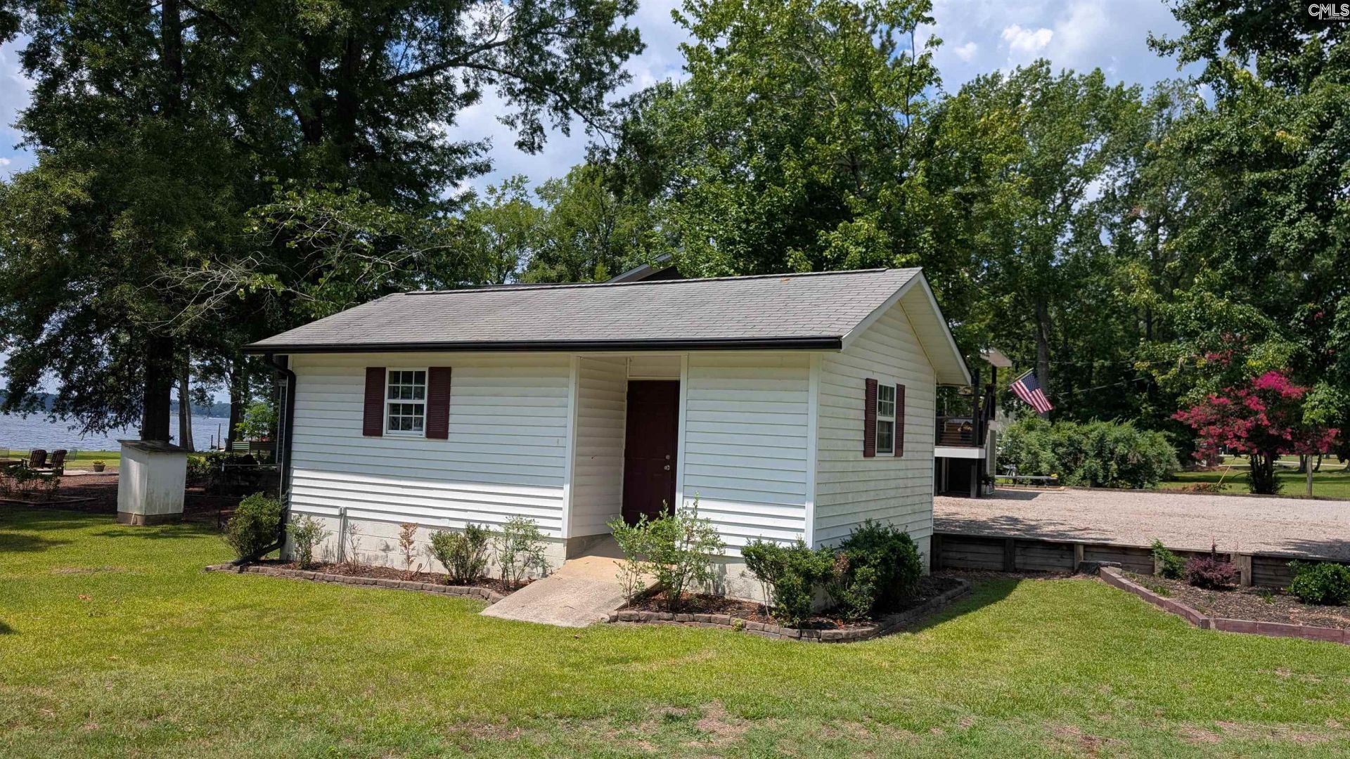 2364 Lakeside Drive  Photo 35