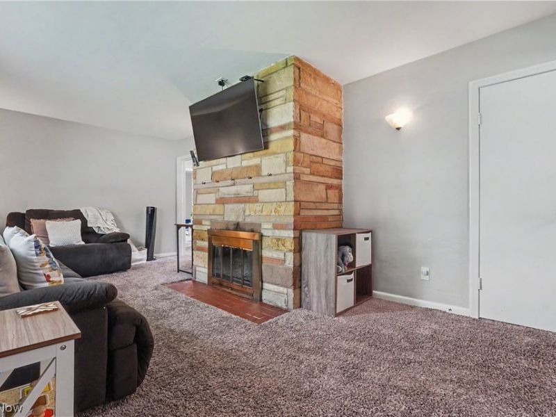 3985 Hile Road, Stow, OH 44224 Photo 5