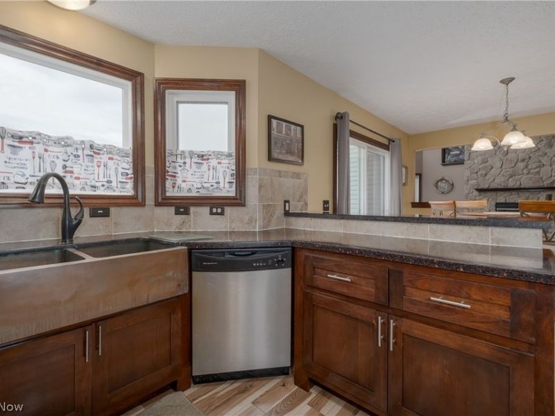 2392 Bowers Street NW, Uniontown, OH 44685 Photo 26