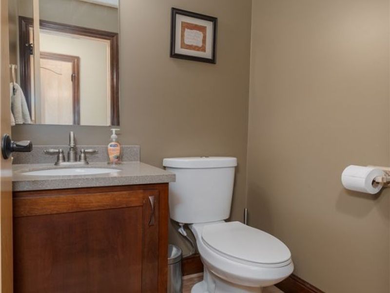 2392 Bowers Street NW, Uniontown, OH 44685 Photo 30