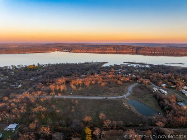 74124 S Fir Drive , Wagoner, OK 74467