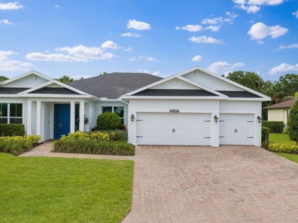6205 Arcadia Square, Vero Beach, FL 32966