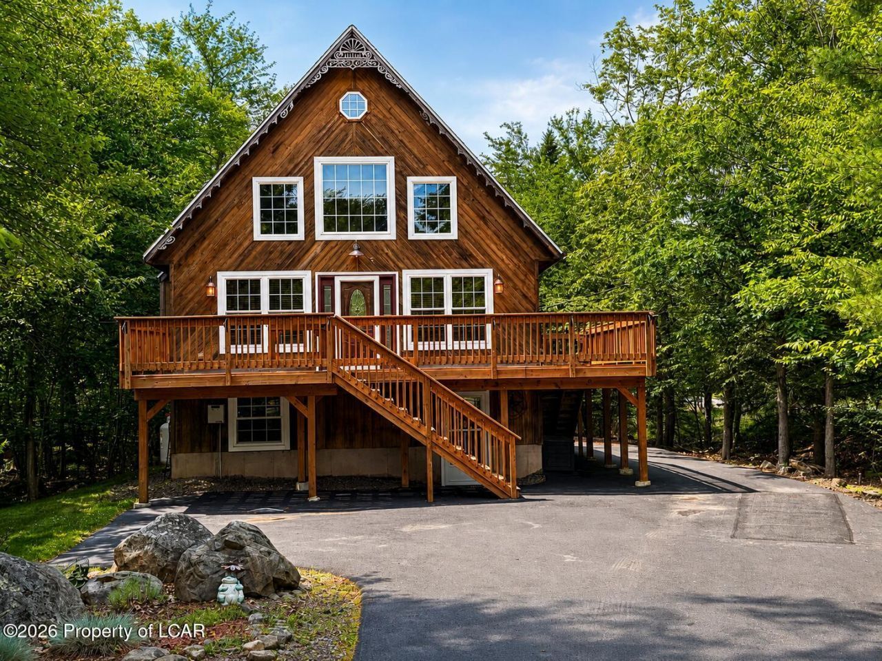 69 Floral Drive Thornhurst, PA 