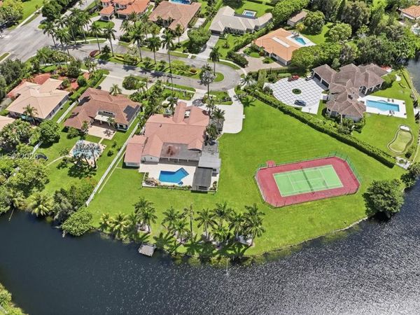 16170 Saddle Ln, Weston, FL 33326