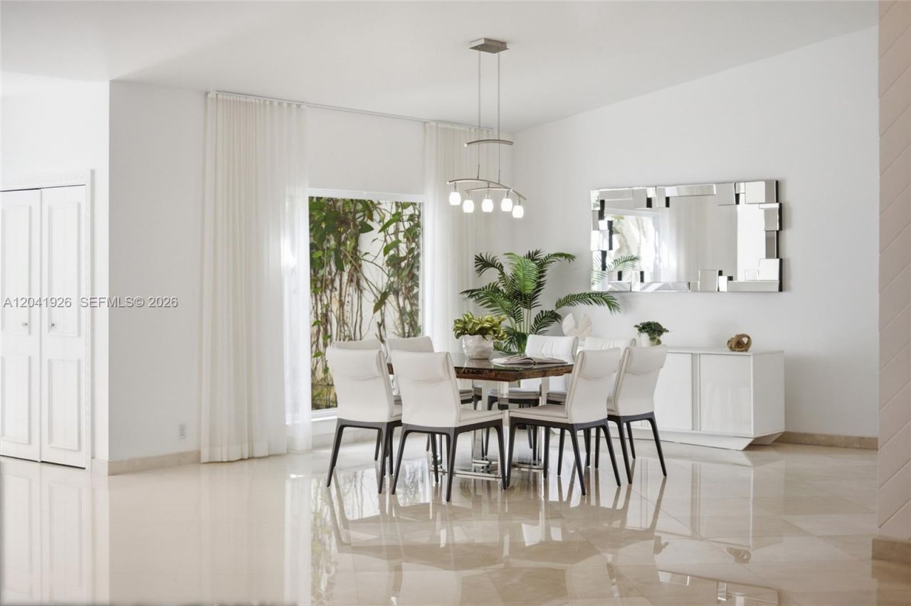 16170 Saddle Ln , Weston, FL 33326 Photo
