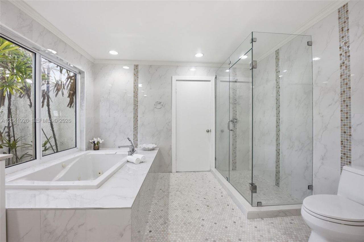16170 Saddle Ln, Weston, FL 33326 Photo