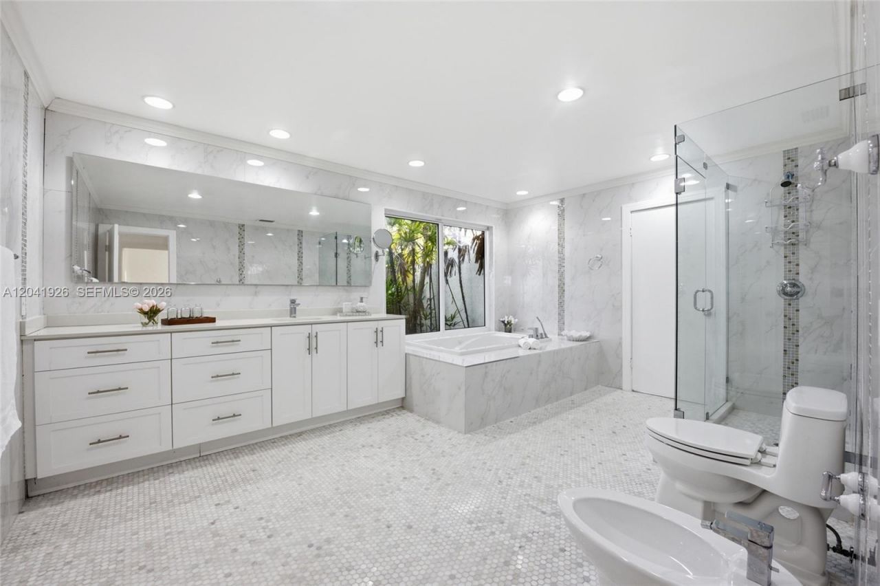16170 Saddle Ln, Weston, FL 33326 Photo