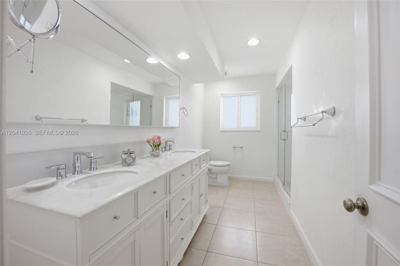 16170 Saddle Ln, Weston, FL 33326 Photo