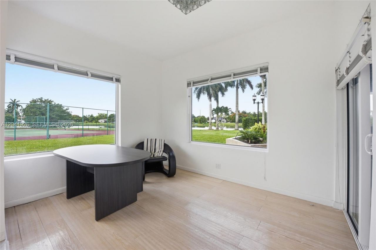 16170 Saddle Ln, Weston, FL 33326 Photo