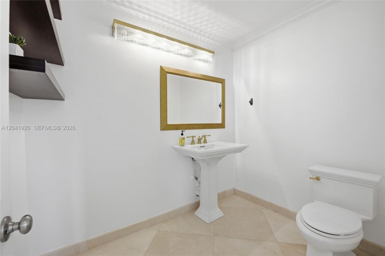 16170 Saddle Ln, Weston, FL 33326 Photo