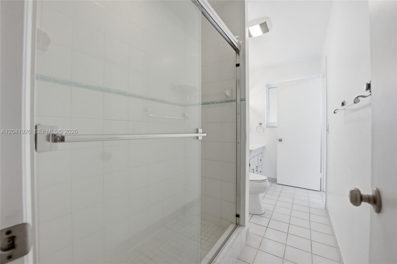 16170 Saddle Ln , Weston, FL 33326 Photo