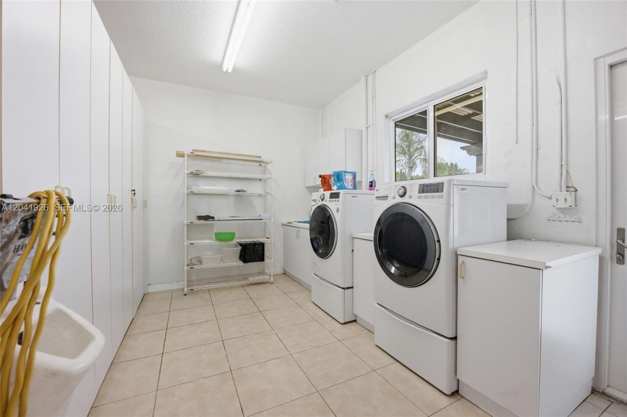 16170 Saddle Ln, Weston, FL 33326 Photo