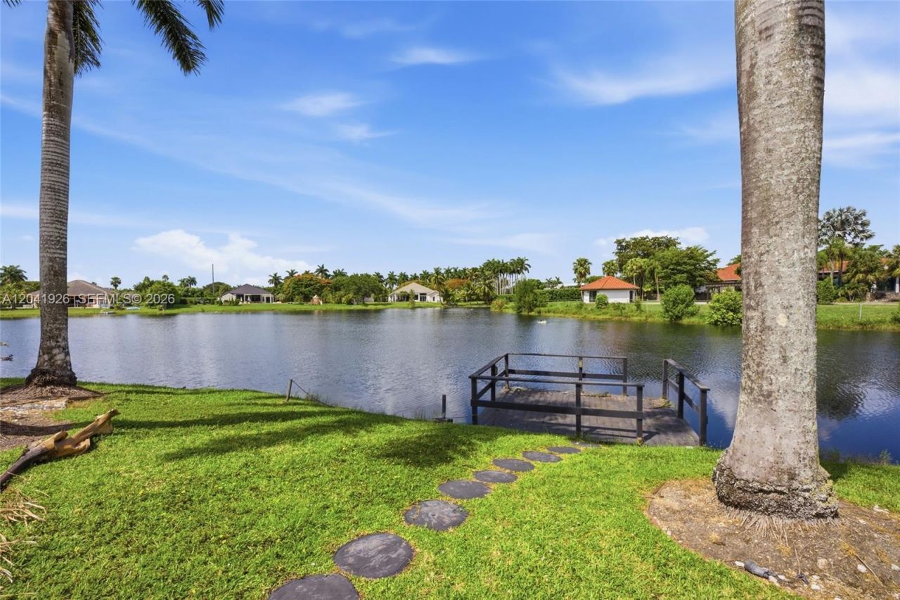 16170 Saddle Ln , Weston, FL 33326 Photo