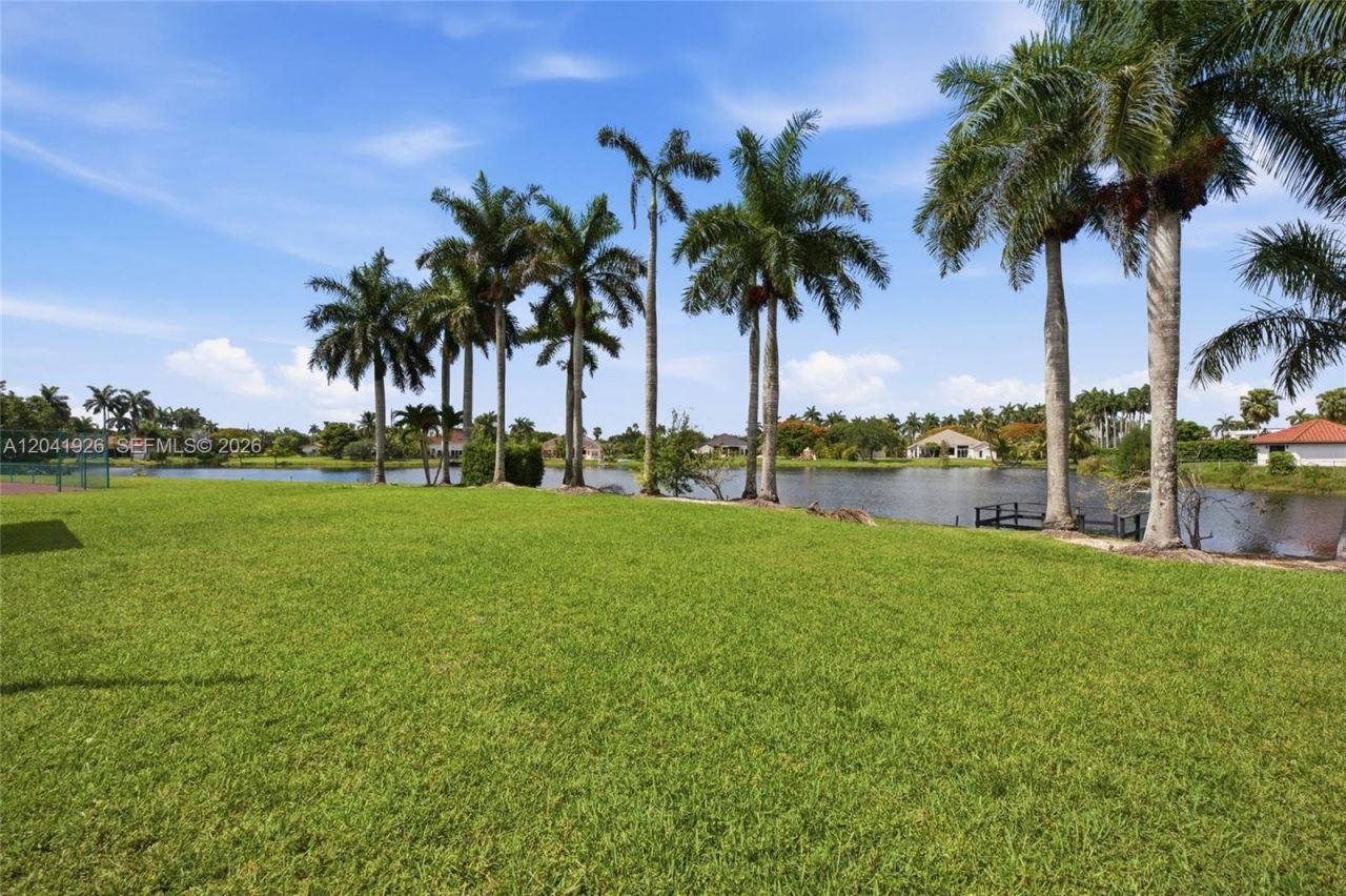 16170 Saddle Ln, Weston, FL 33326 Photo