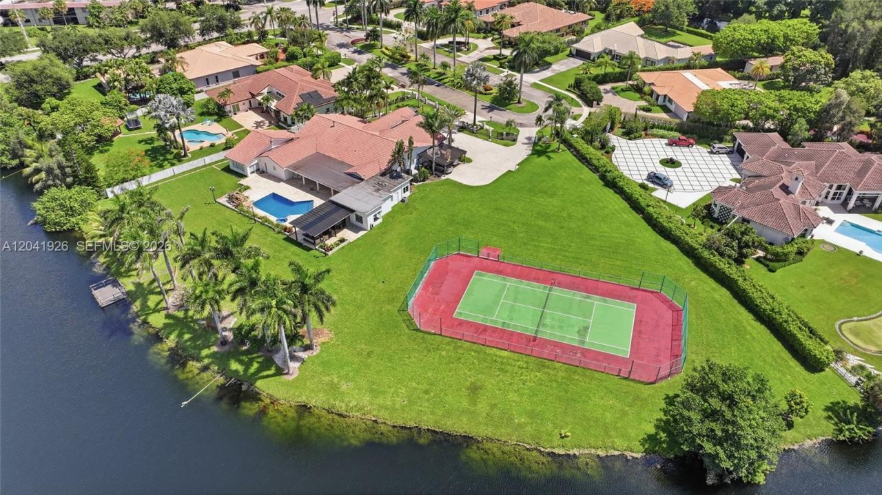 16170 Saddle Ln, Weston, FL 33326 Photo