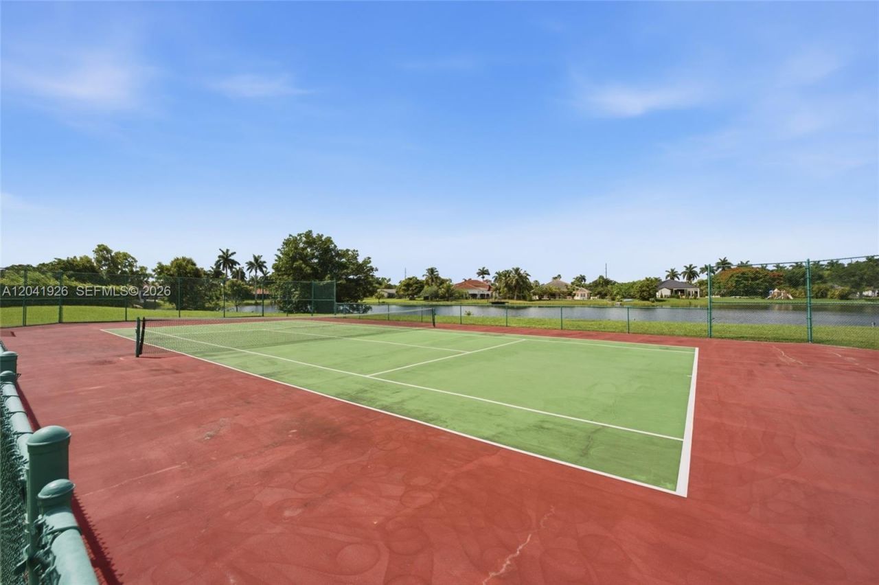 16170 Saddle Ln , Weston, FL 33326 Photo