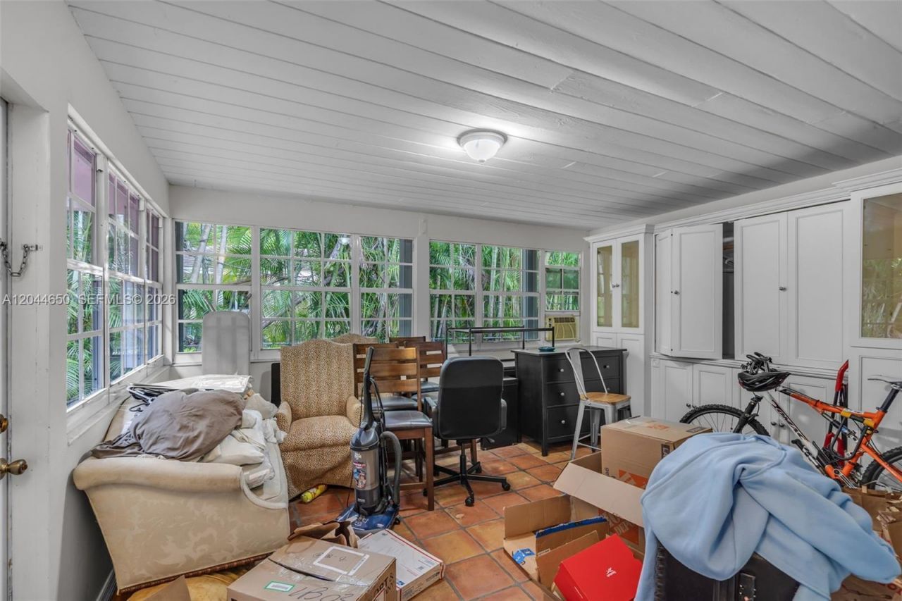 1439 Miller Rd, Coral Gables, FL 33146 Photo