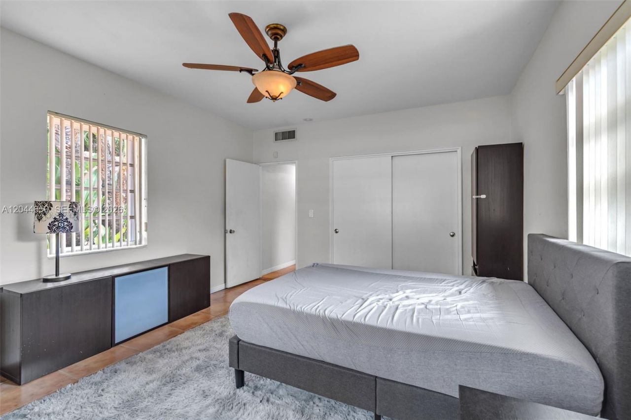 1439 Miller Rd, Coral Gables, FL 33146 Photo