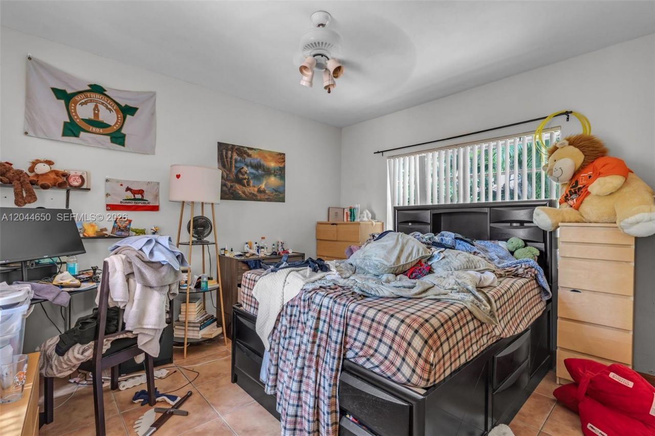 1439 Miller Rd, Coral Gables, FL 33146 Photo