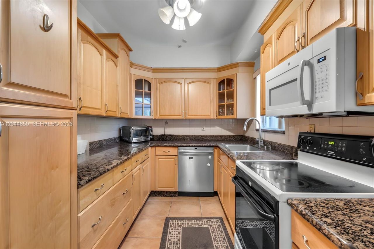 1439 Miller Rd, Coral Gables, FL 33146 Photo