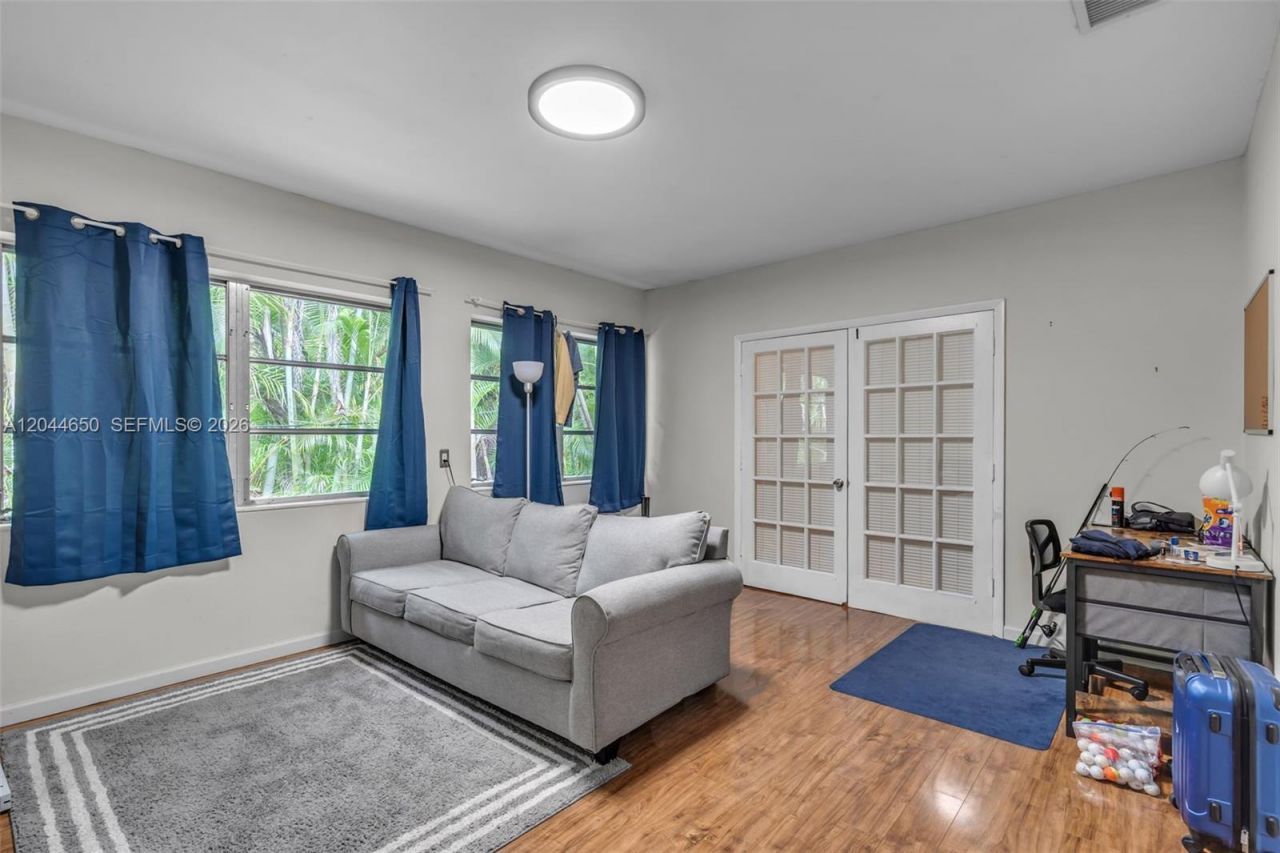 1439 Miller Rd, Coral Gables, FL 33146 Photo