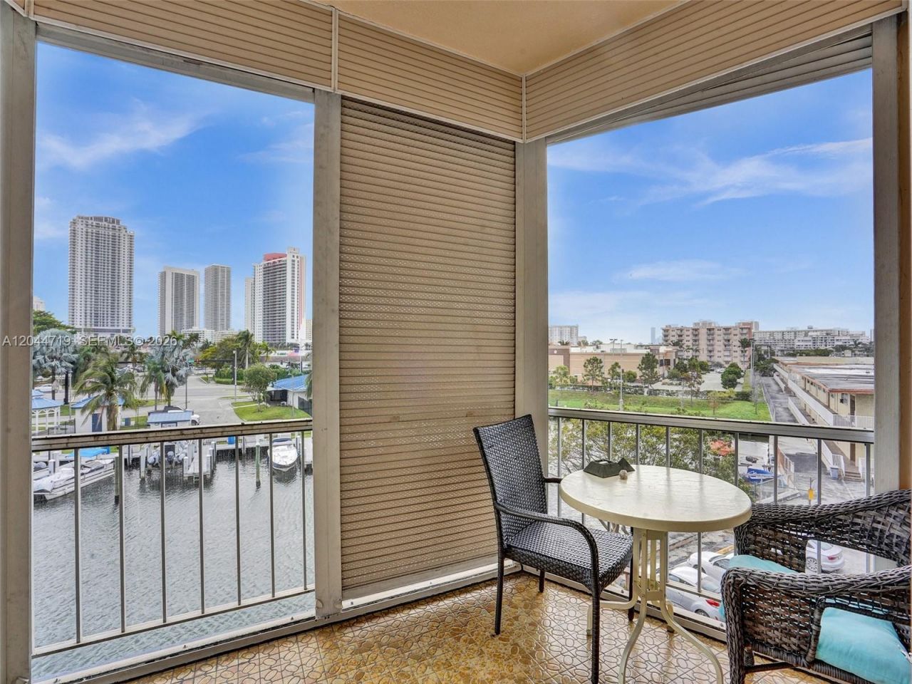 200 Diplomat Pkwy , Unit 432, Hallandale Beach, FL 33009 Photo