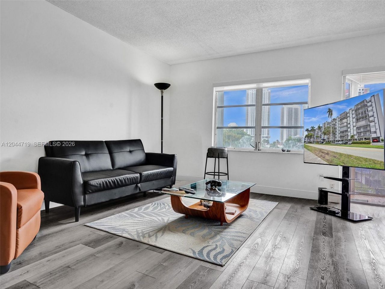200 Diplomat Pkwy , Unit 432, Hallandale Beach, FL 33009 Photo