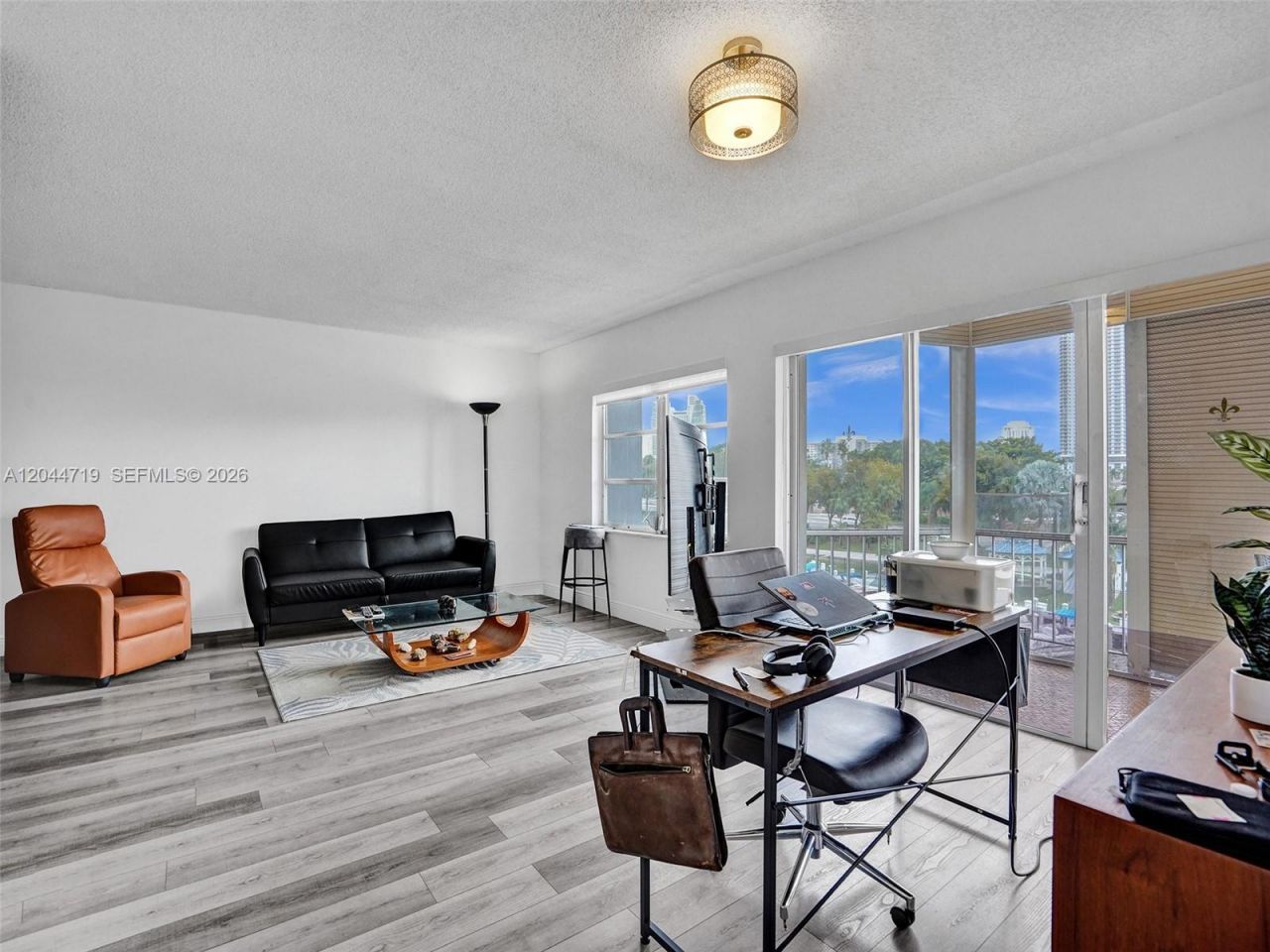 200 Diplomat Pkwy , Unit 432, Hallandale Beach, FL 33009 Photo
