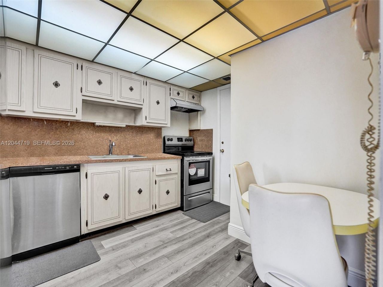 200 Diplomat Pkwy , Unit 432, Hallandale Beach, FL 33009 Photo