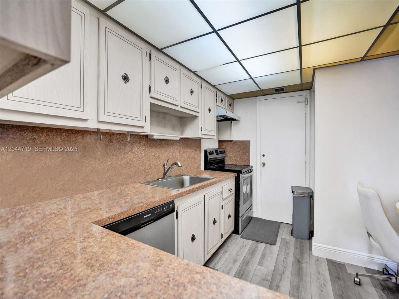 200 Diplomat Pkwy , Unit 432, Hallandale Beach, FL 33009 Photo