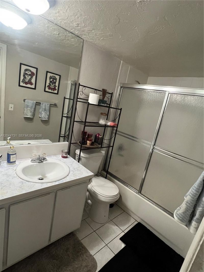 6900 N Kendall Dr , Unit A205, Pinecrest, FL 33156 Photo