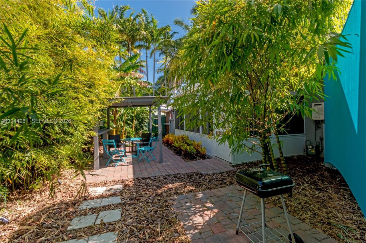 1446 Hollywood Blvd , Hollywood, FL 33020 Photo