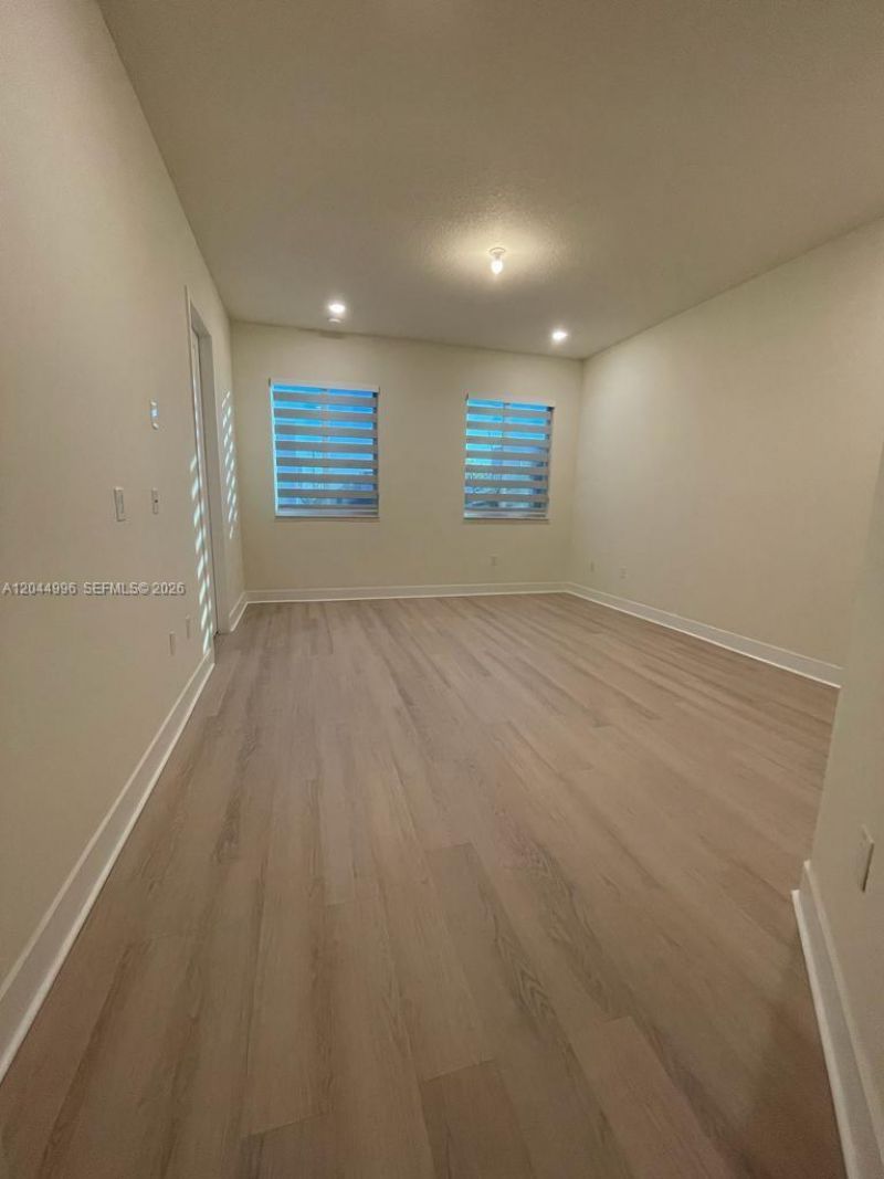 10317 NW 66th St , Unit 10317, Doral, FL 33178 Photo