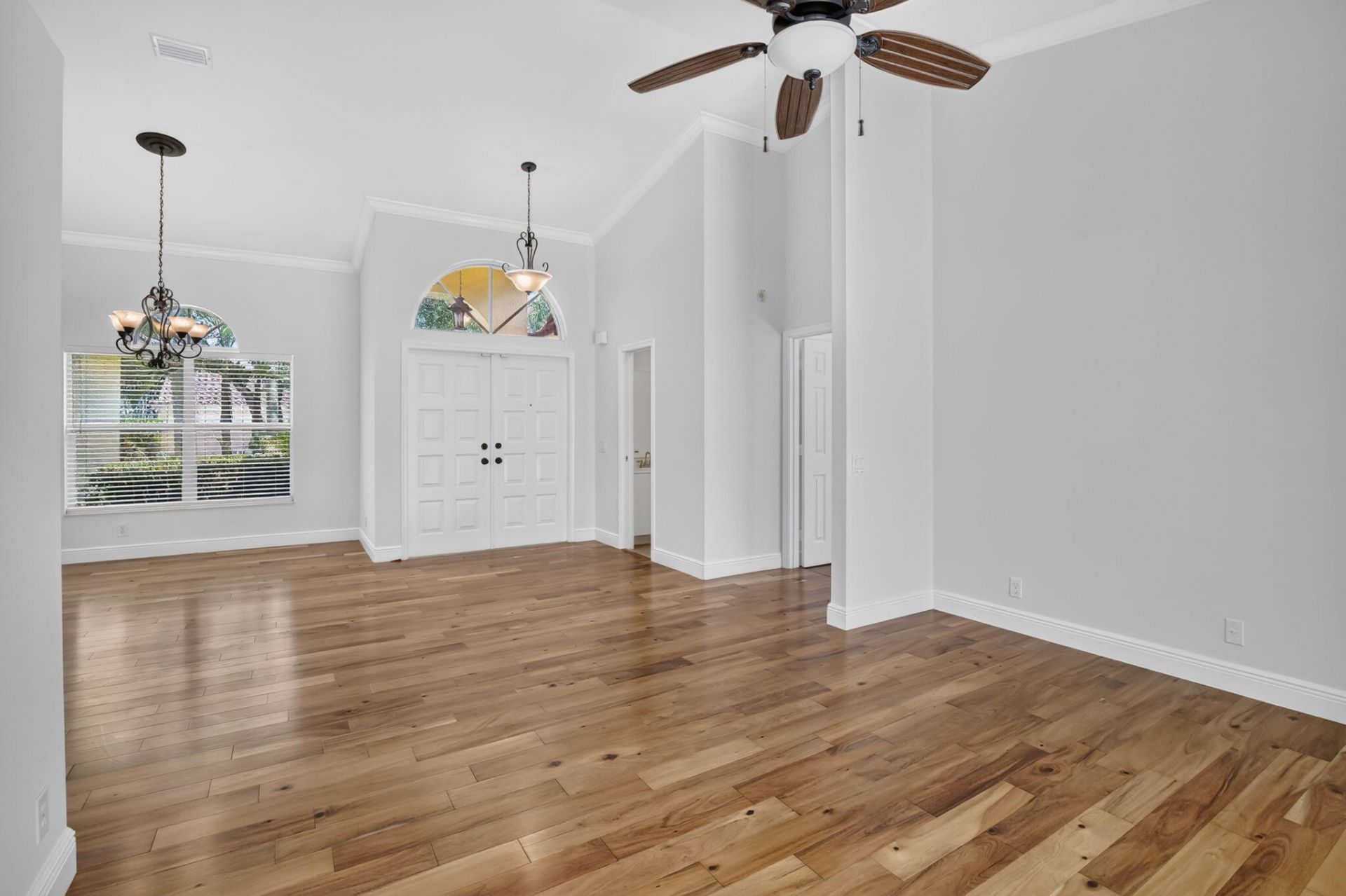 1959 Water Ridge Drive, Weston, FL 33326 Photo