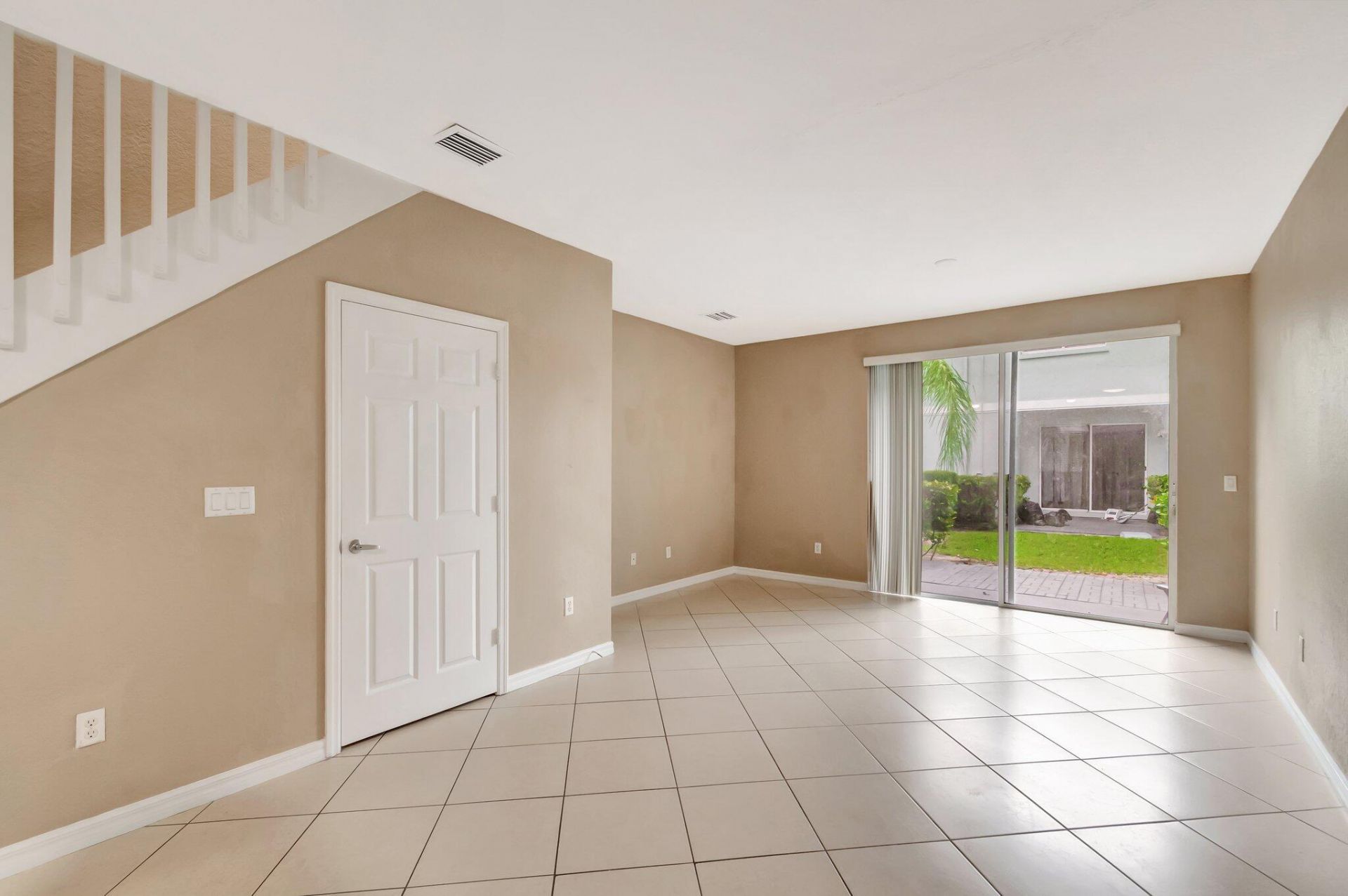 1912 Hibiscus Lane, Riviera Beach, FL 33404 Photo