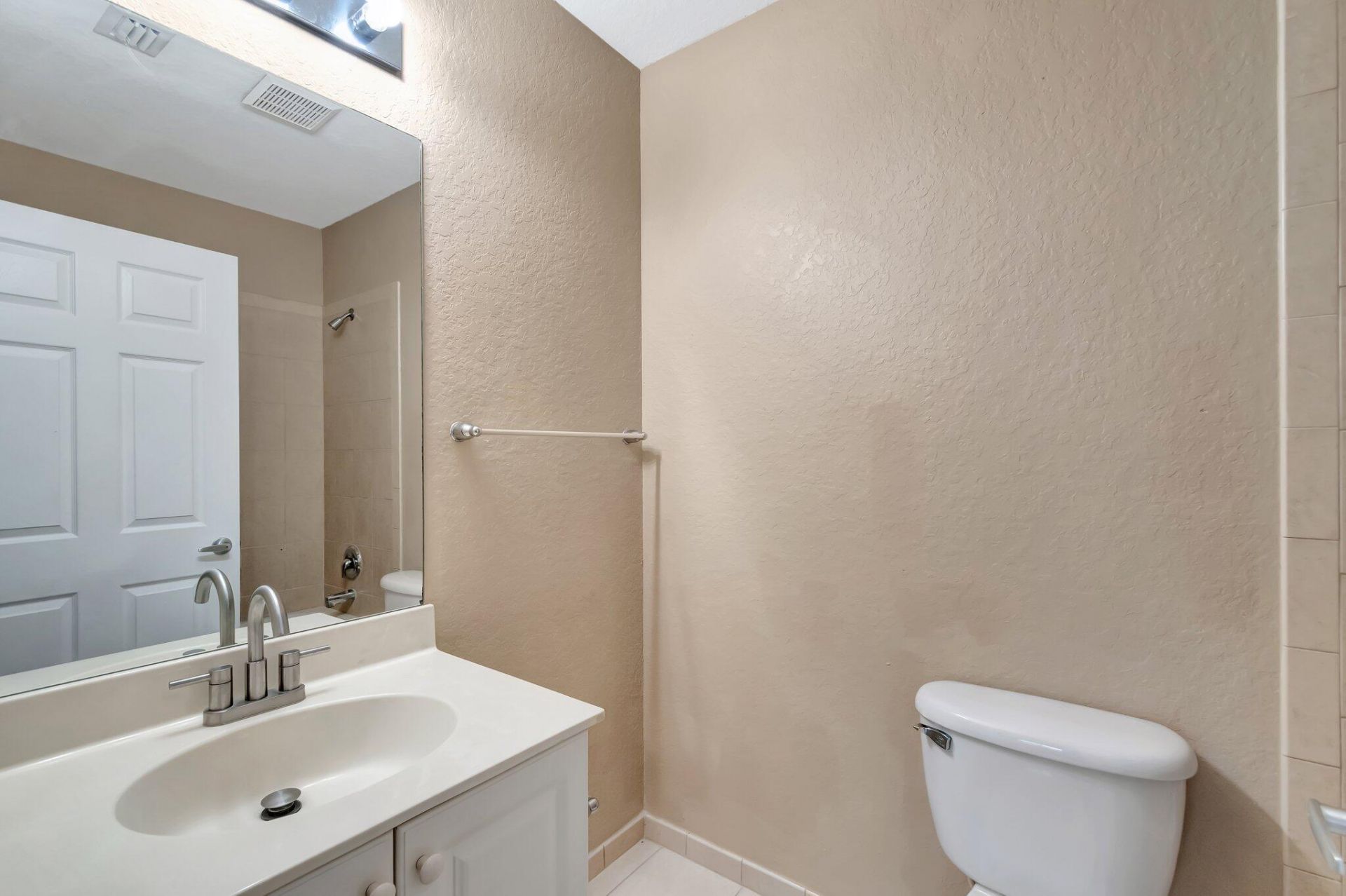 1912 Hibiscus Lane, Riviera Beach, FL 33404 Photo