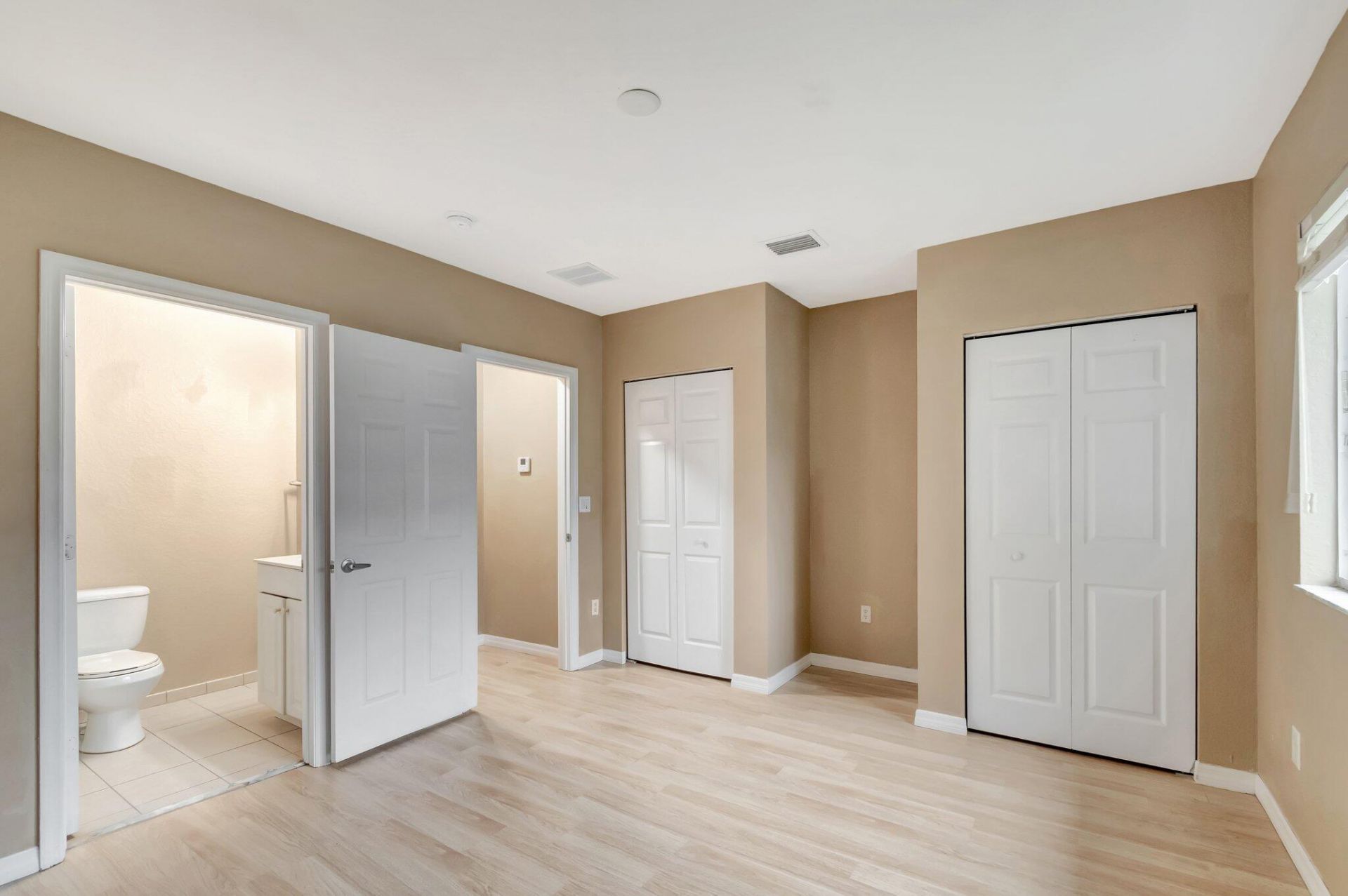 1912 Hibiscus Lane, Riviera Beach, FL 33404 Photo