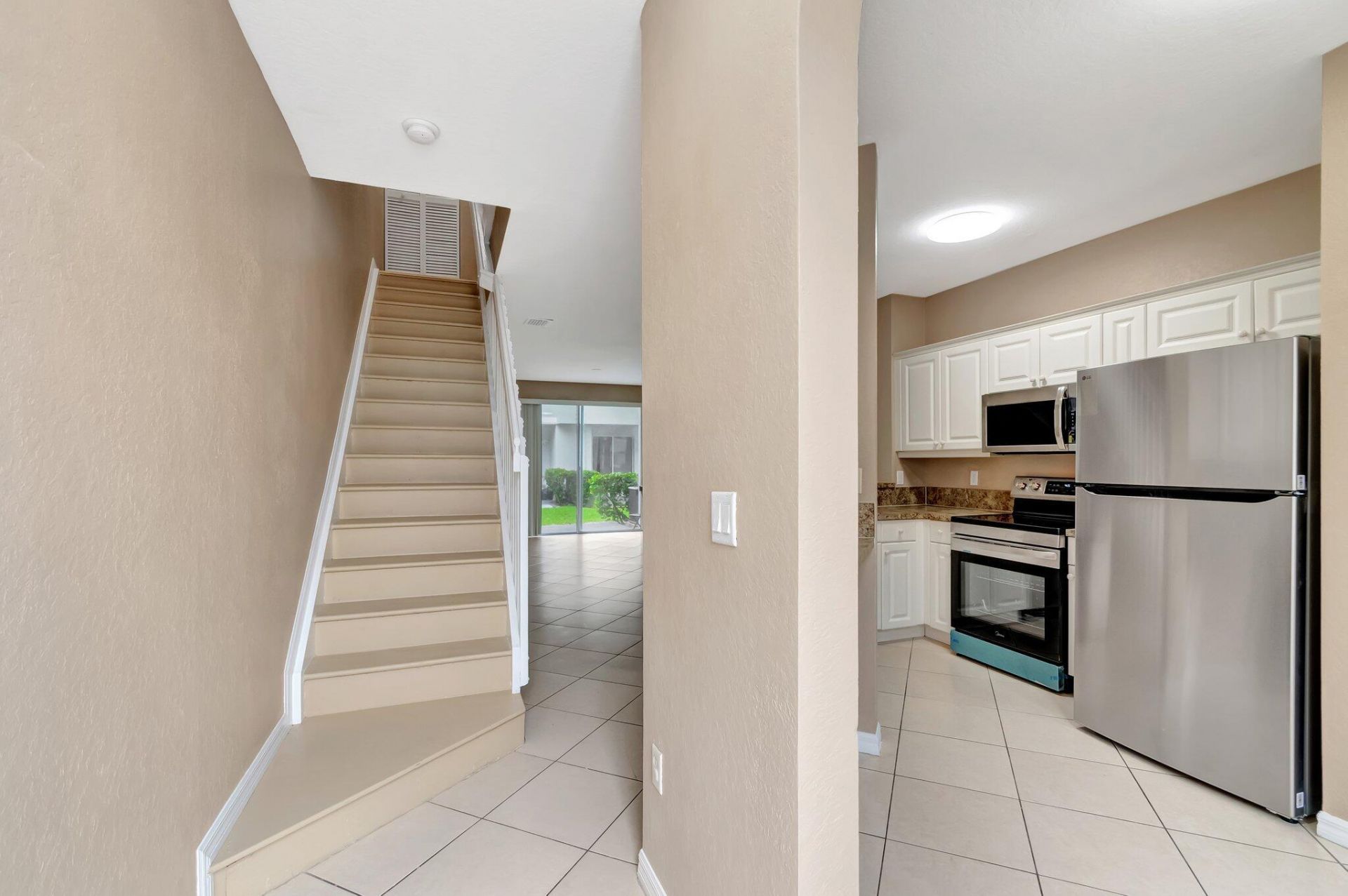 1912 Hibiscus Lane, Riviera Beach, FL 33404 Photo